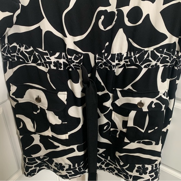 Diana Von Furstenberg Knee Length Dress, Size 6 - Picture 4 of 10